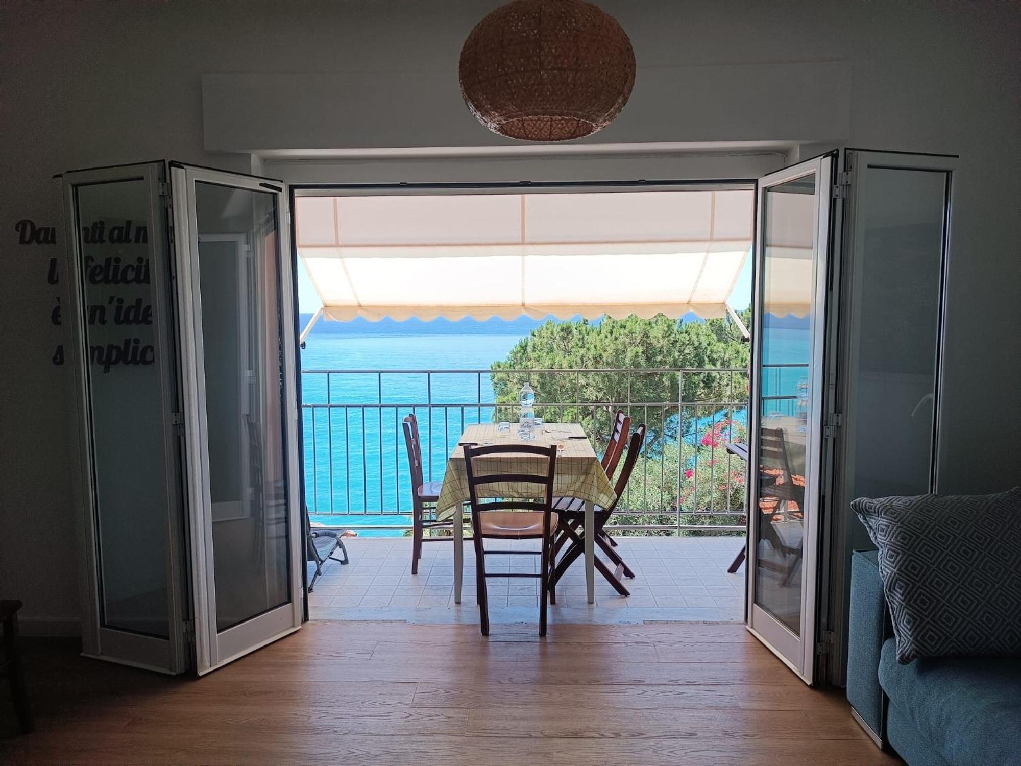 La Casa Alle Calandre Вентимилья Экстерьер фото