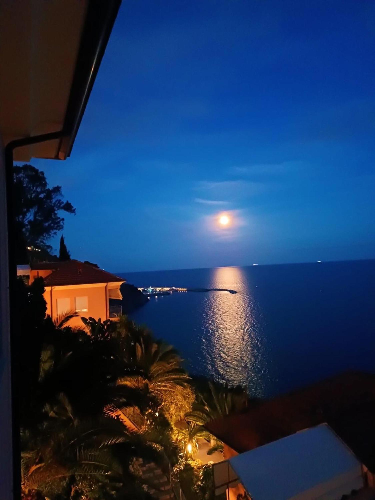 La Casa Alle Calandre Вентимилья Экстерьер фото